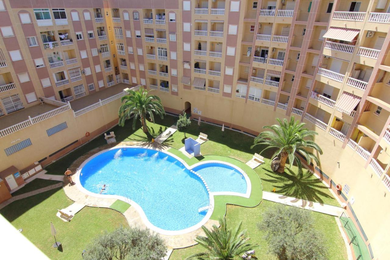 Apartamento Con Piscina, Parque Las Naciones, Торрев'єха Екстер'єр фото